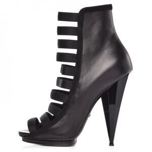 Gucci Black Caged Nappa Kid Scamosciato Elastic Olimpia Open Toe Booties 36.5